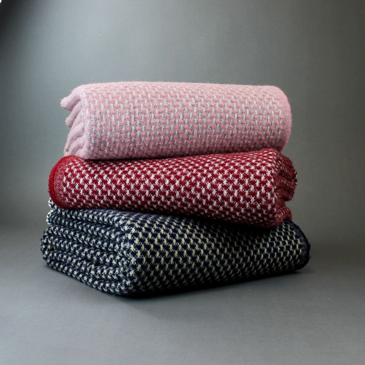 Pure New Wool Twill Throw in Chilli Red- Large size