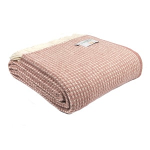 Pure New Wool Dusky Pink Waffle Extra Large Throw
